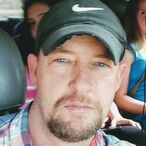 Meet your Posher, Clay